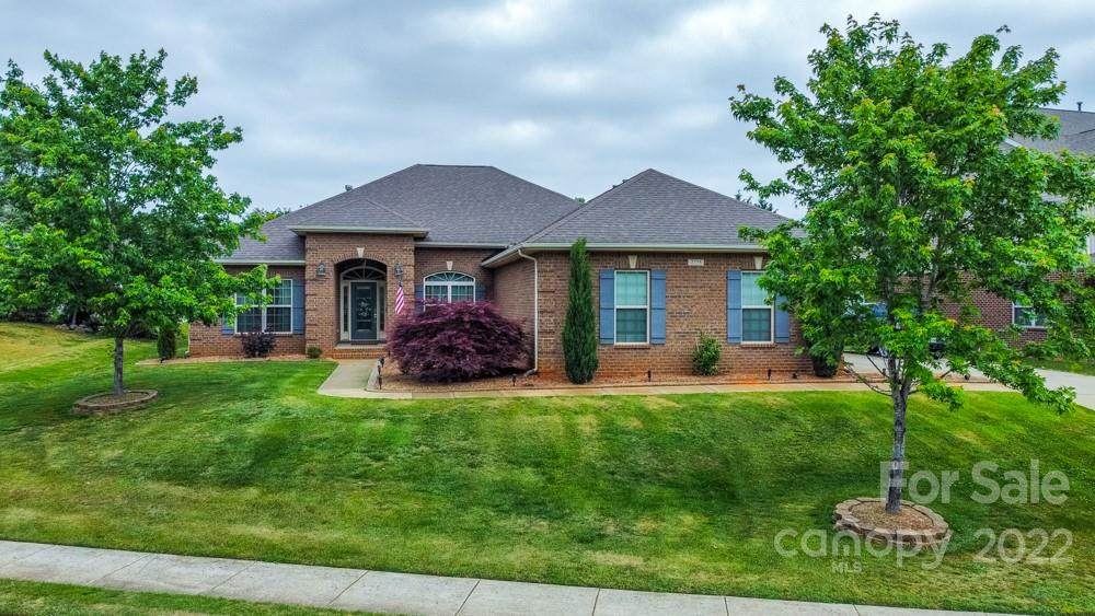 2775 Park Ridge Boulevard - Photo 1