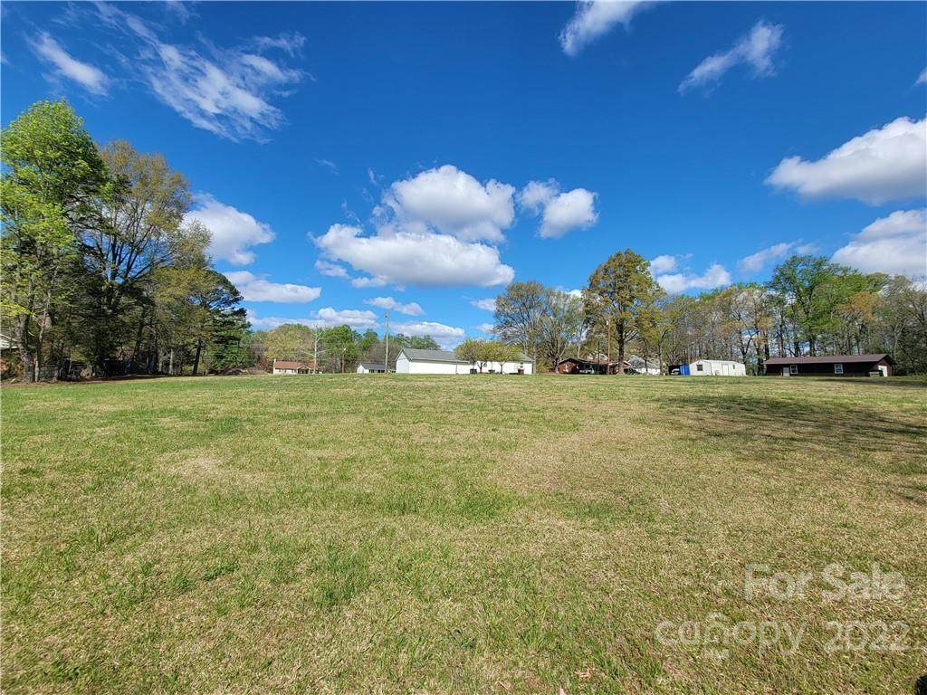 1615 Independence Square - Photo 1
