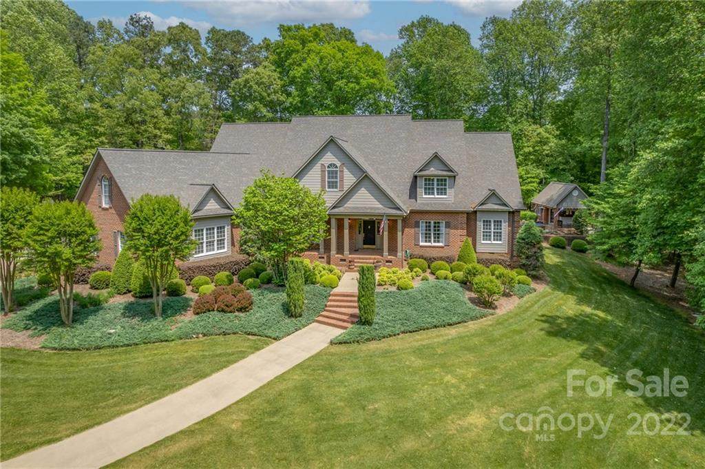 231 Bent Creek Drive - Photo 1