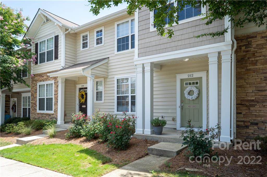 212 Dawn Mist Lane - Photo 1