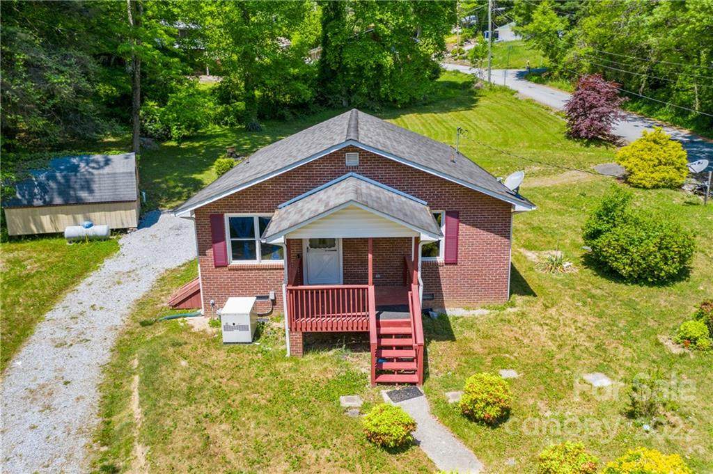 110 Ewart Drive - Photo 1