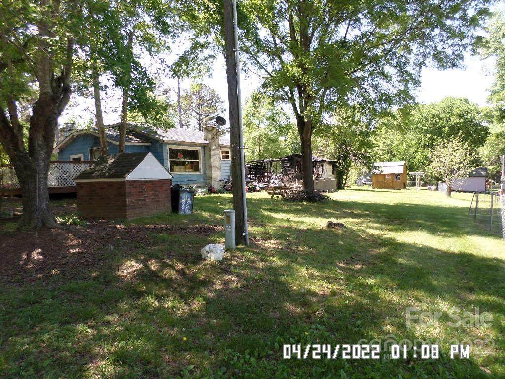 908 Walkers Grove Road - Photo 1