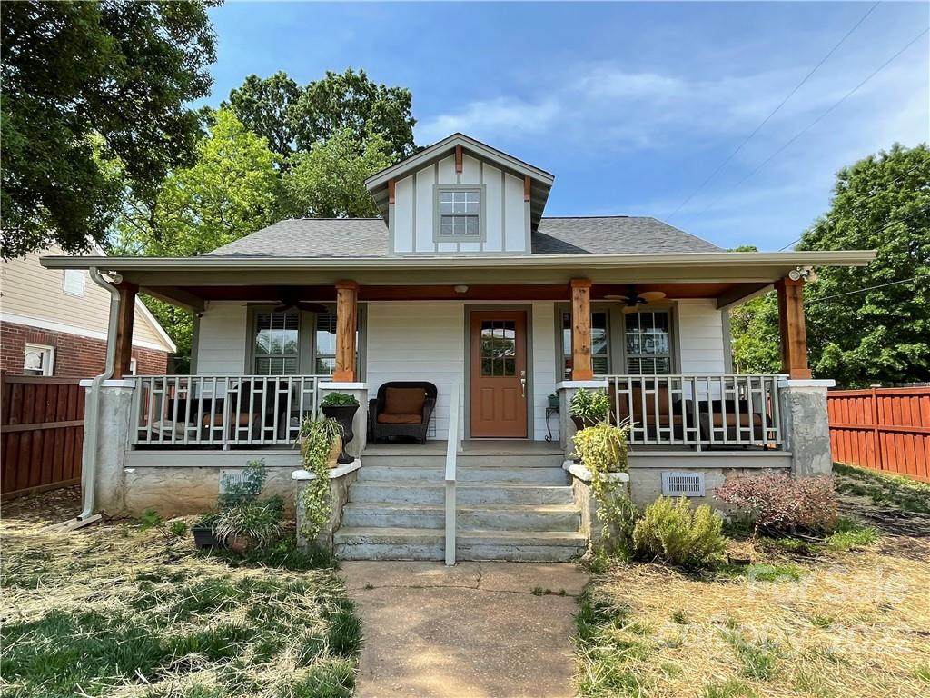 3331 Tuckaseegee Road - Photo 1