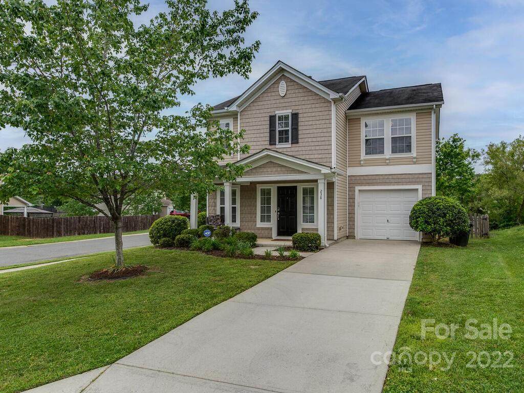 238 Waterlemon Way - Photo 1