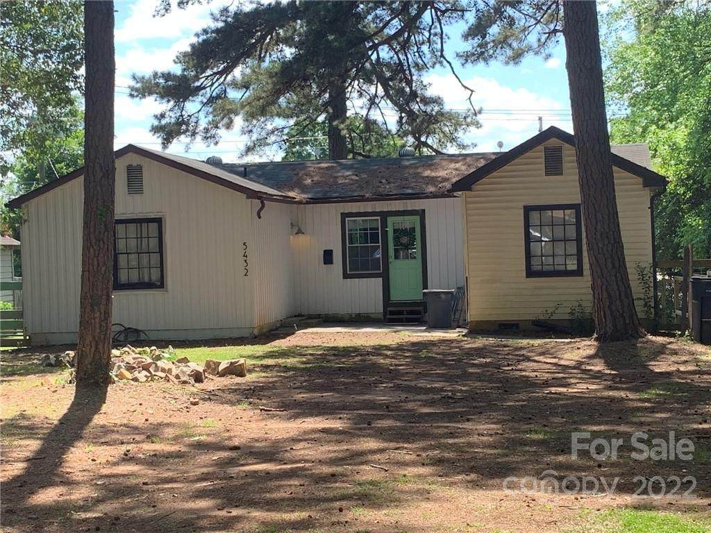 5432 Lantana Avenue - Photo 1