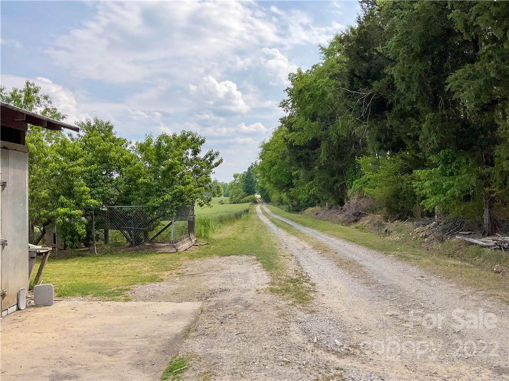 7600 Nc 742 Highway - Photo 1
