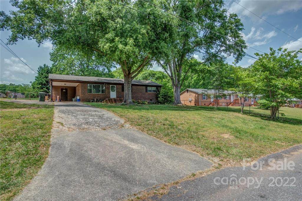 1827 Mountainbrook Drive - Photo 1