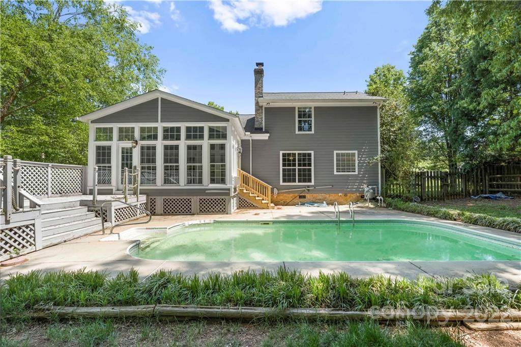 181 Glynwater Drive - Photo 1