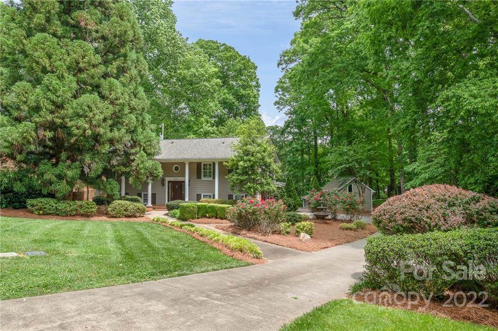 6227 Gaywind Drive - Photo 1