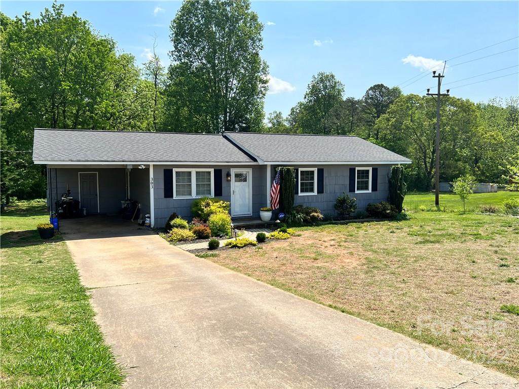 303 Debby Drive - Photo 1