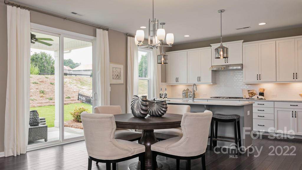 181 Winterberry Street - Photo 1