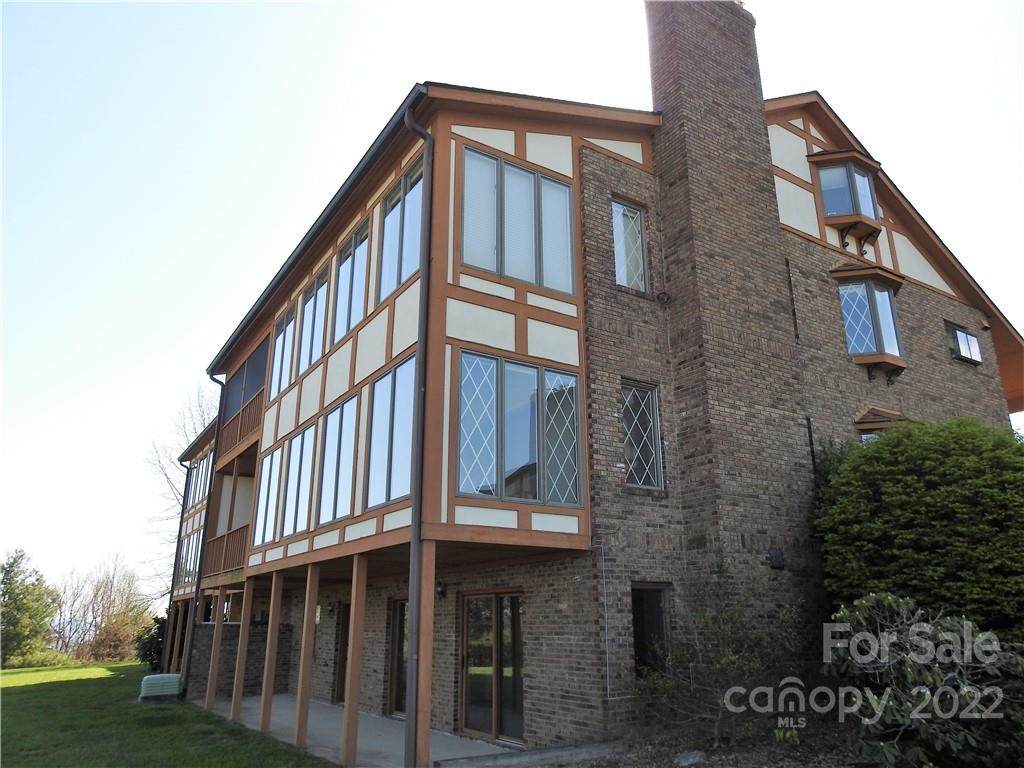 901 Fleetwood Plaza - Photo 1
