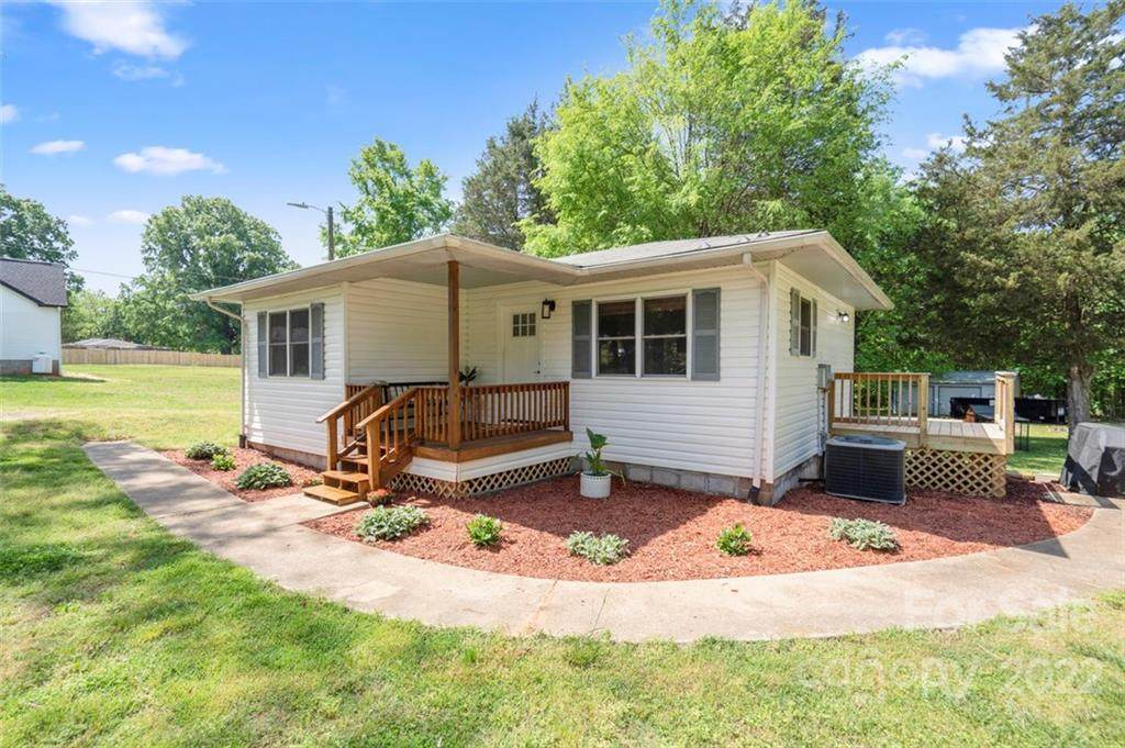 10179 Earnhardt Lake Road - Photo 1