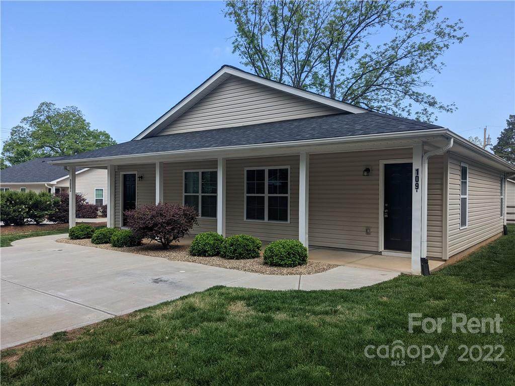 109 Park Lane - Photo 1