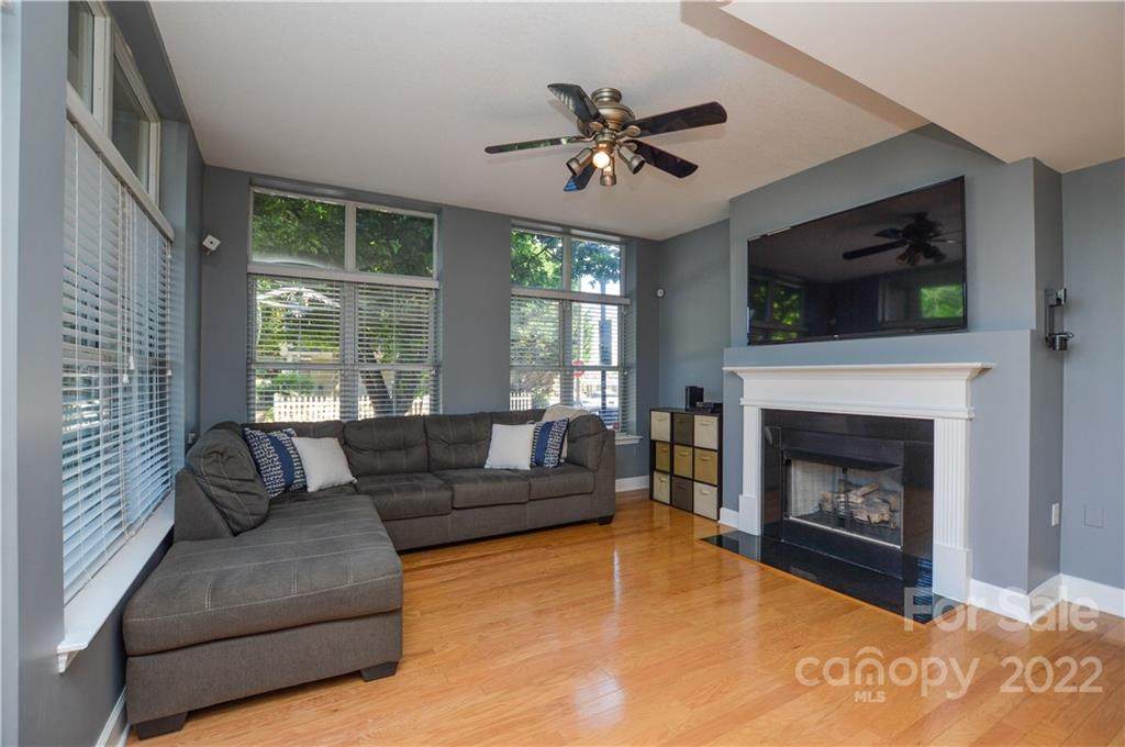 1320 Fillmore Avenue - Photo 1