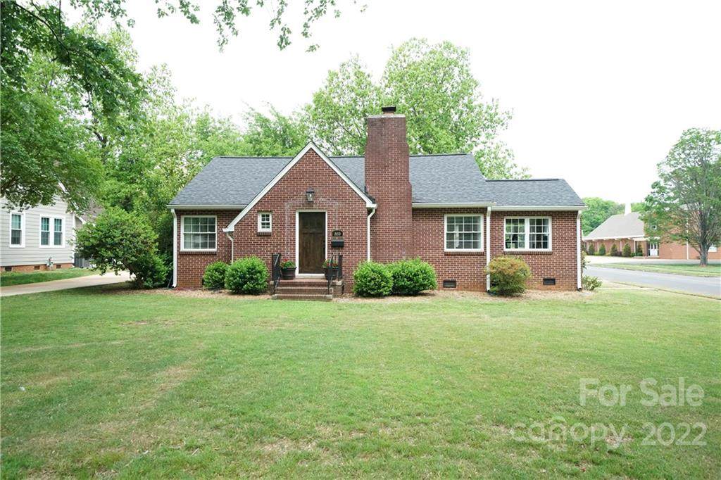 869 Milton Avenue - Photo 1