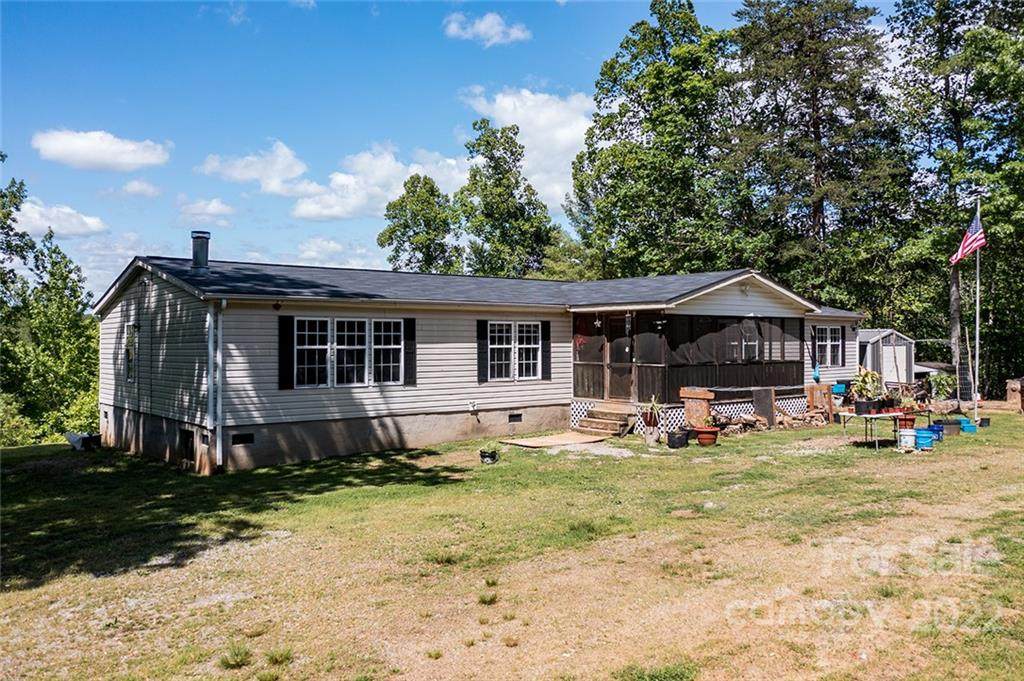 2832 Playmore Beach Road - Photo 1