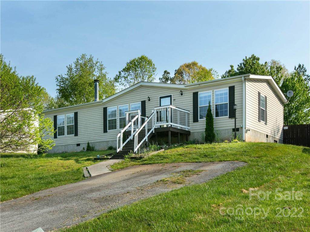 40 Somerset Road - Photo 1