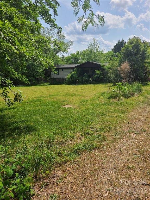 721 Sportsman Drive - Photo 1