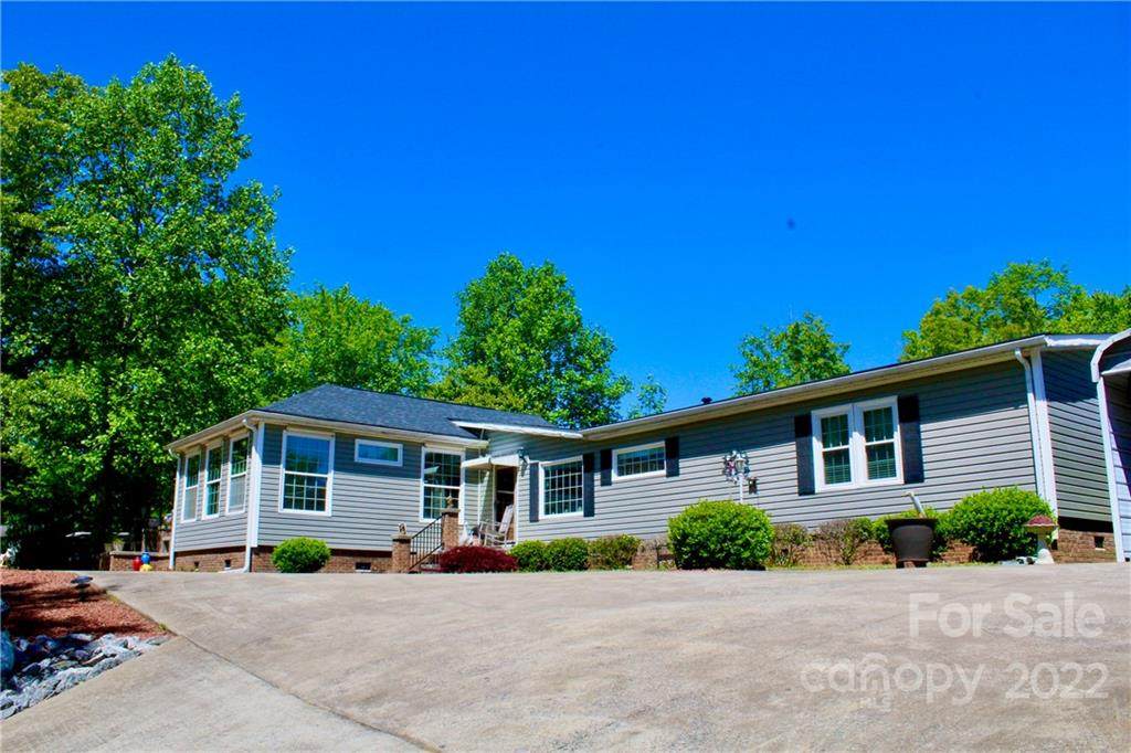 119 Austin Circle - Photo 1