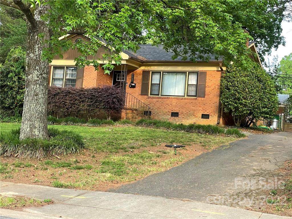 3517 Carlyle Drive - Photo 1
