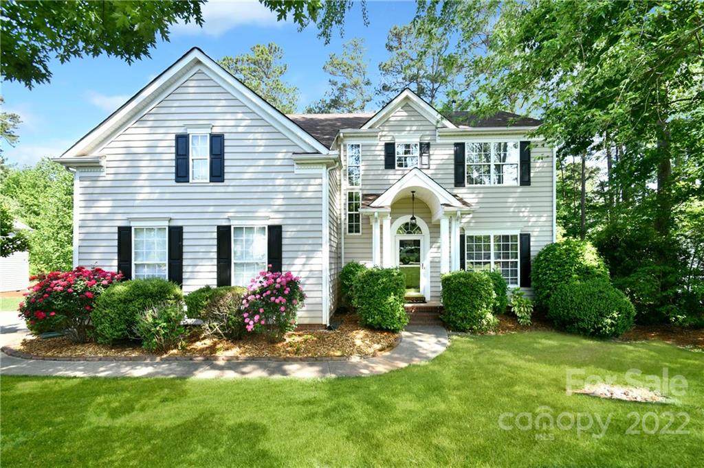 143 Spring Grove Drive - Photo 1
