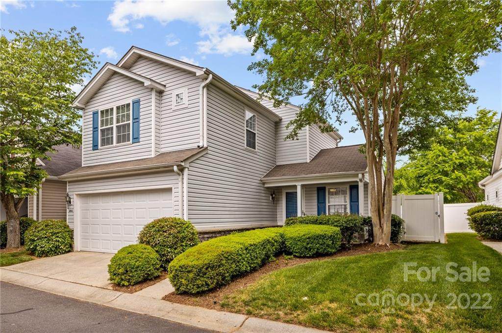 8942 Meadowmont View Drive - Photo 1