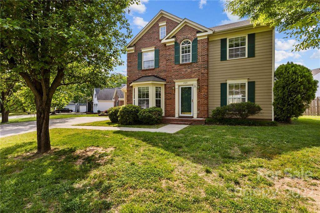 2105 Norwich Court - Photo 1