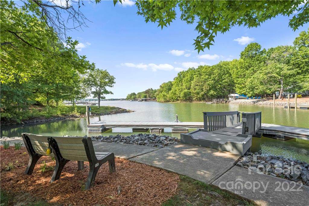 18719 Silver Quay Drive - Photo 1