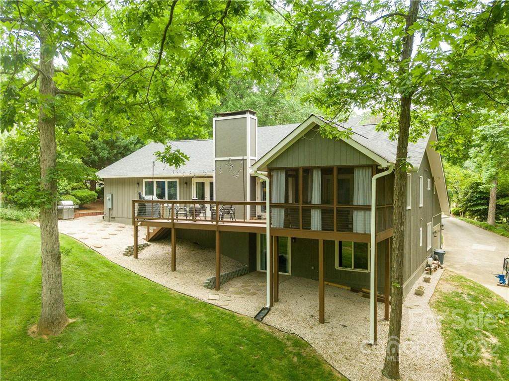 5 Hollyberry Woods - Photo 1