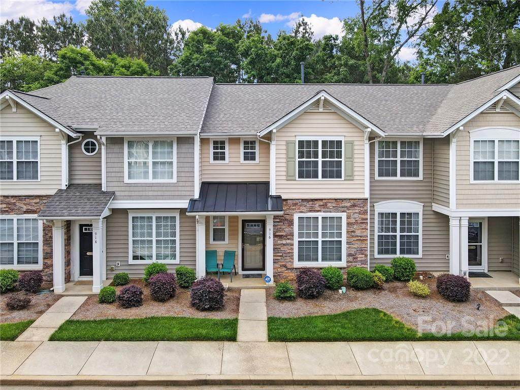 916 Coffee Tree Lane - Photo 1