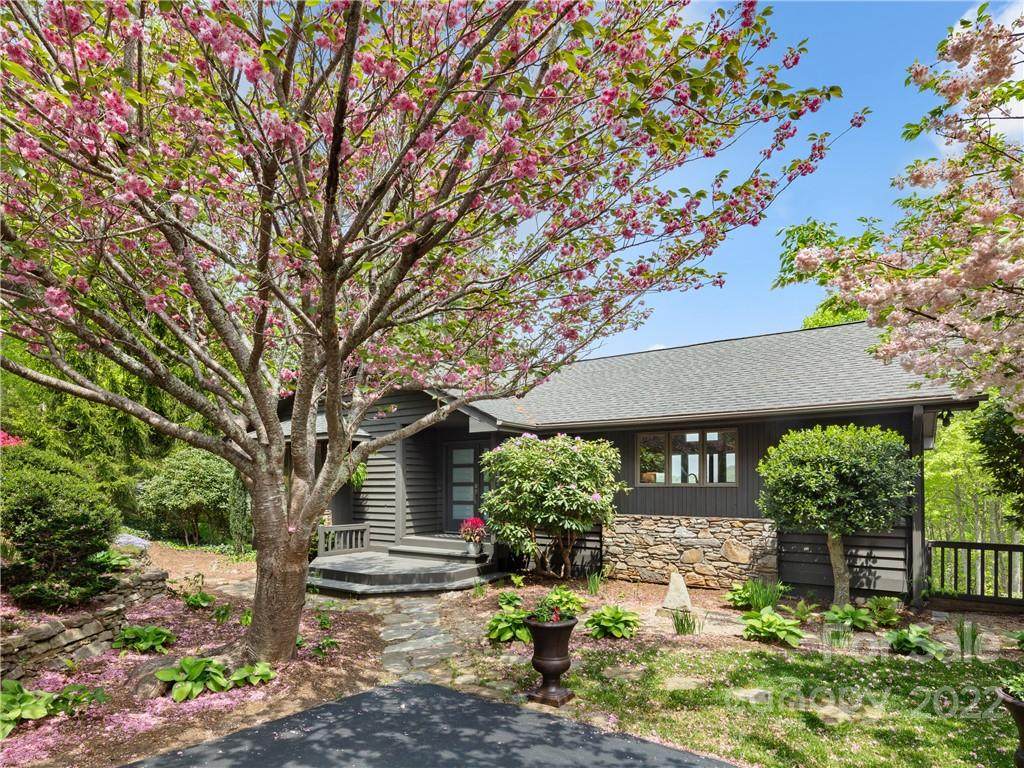 195 Rockhold Drive - Photo 1