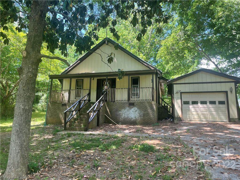 1155 Townes Avenue - Photo 1