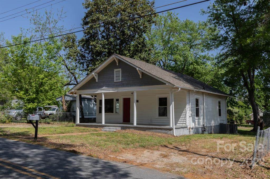 1472 Rhodes Rhyne Road - Photo 1