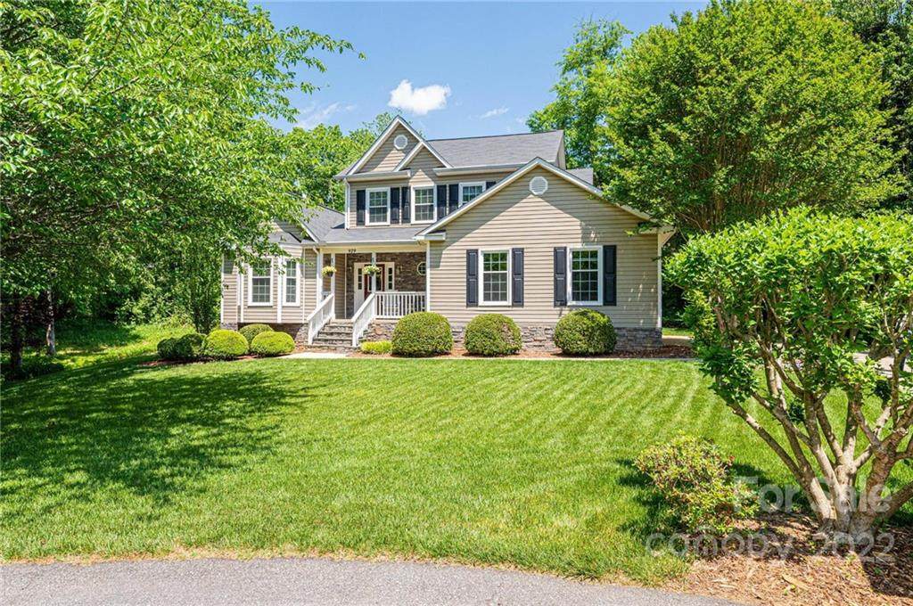 929 43rd Avenue Court - Photo 1