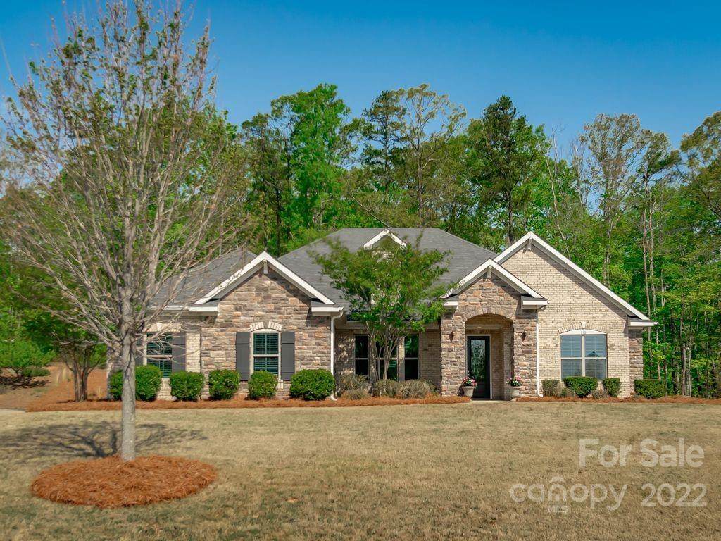 730 Lingfield Lane - Photo 1