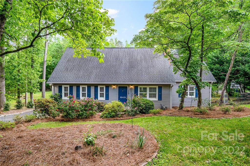 8809 Glencroft Road - Photo 1
