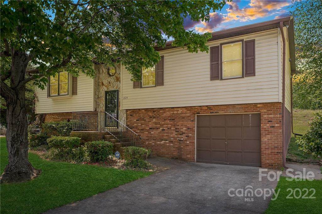 1224 Gray Avenue - Photo 1
