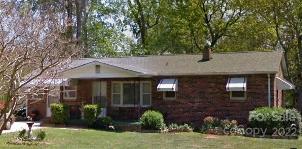 643 Summerow Road - Photo 1