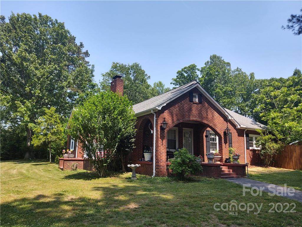 831 Church Street - Photo 1