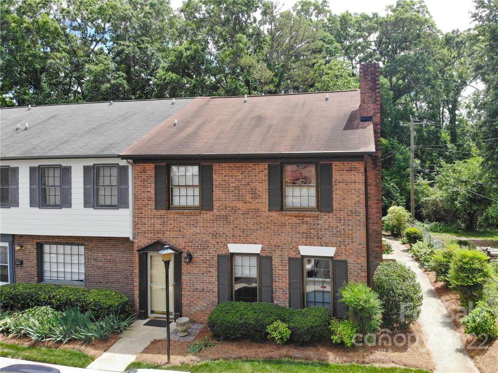 1501 Lansdale Drive - Photo 1