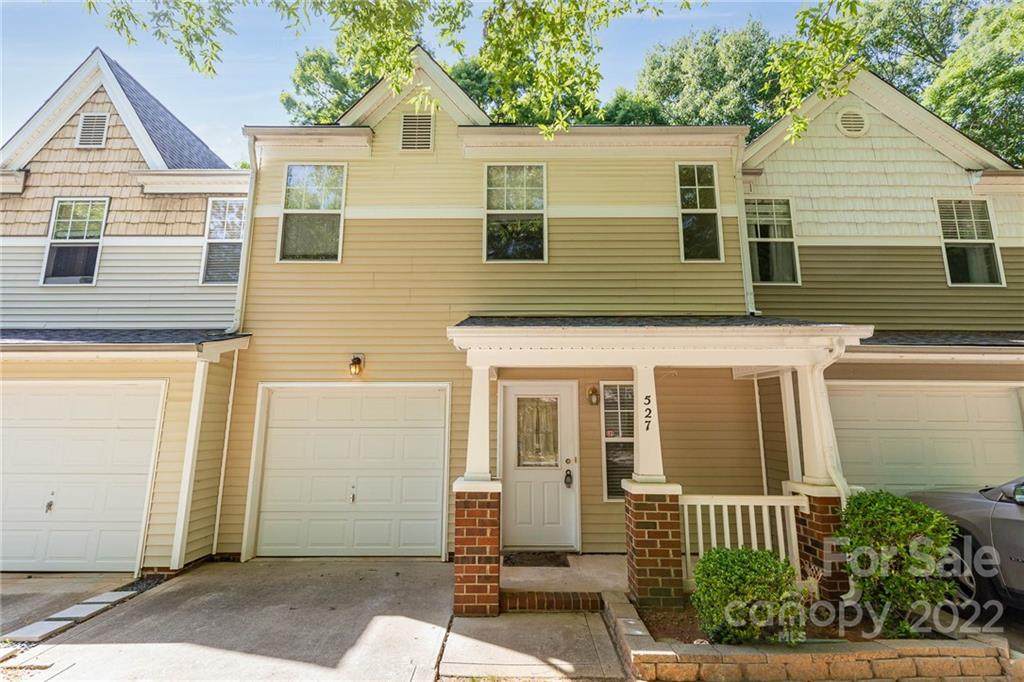 527 Doughton Lane - Photo 1