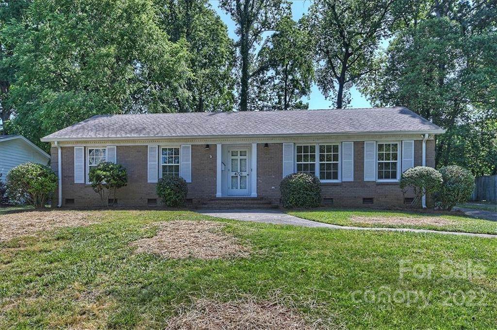 4721 Fairheath Road - Photo 1
