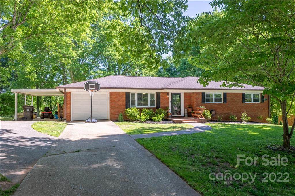 113 Crest Hill Drive - Photo 1