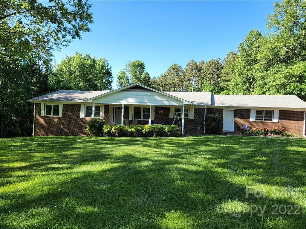29227 Nelson Mountain Road - Photo 1