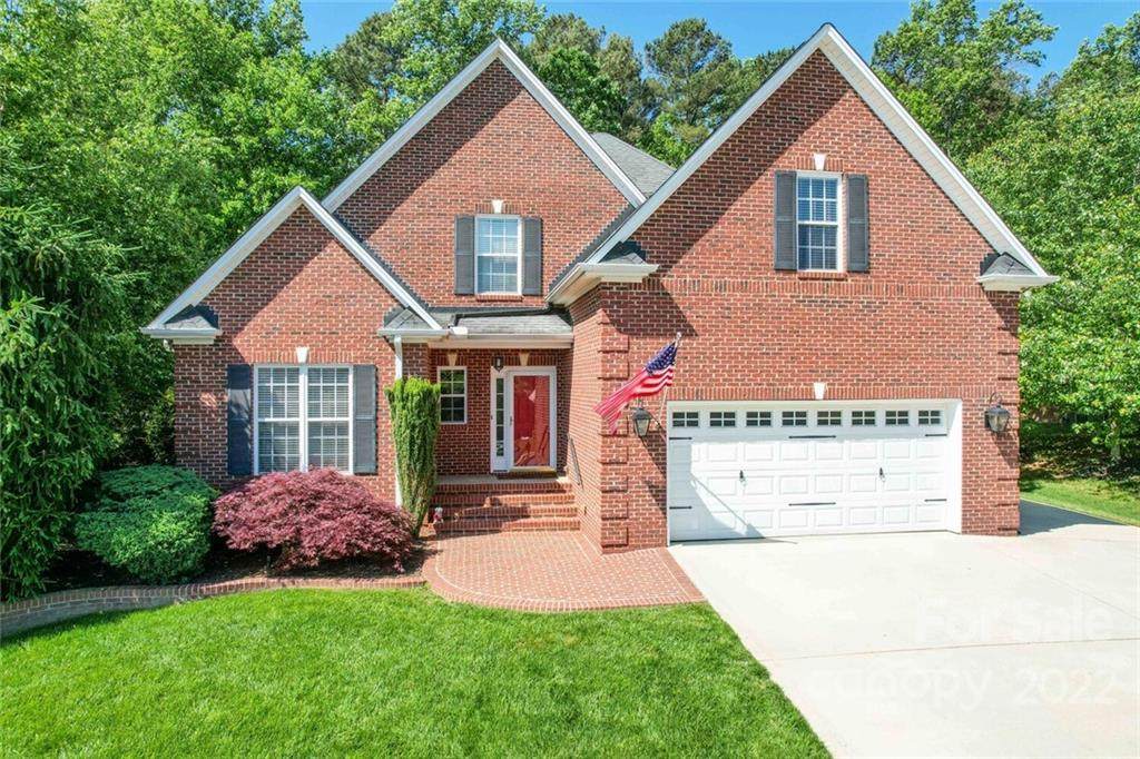 4733 Mcdade Lane - Photo 1
