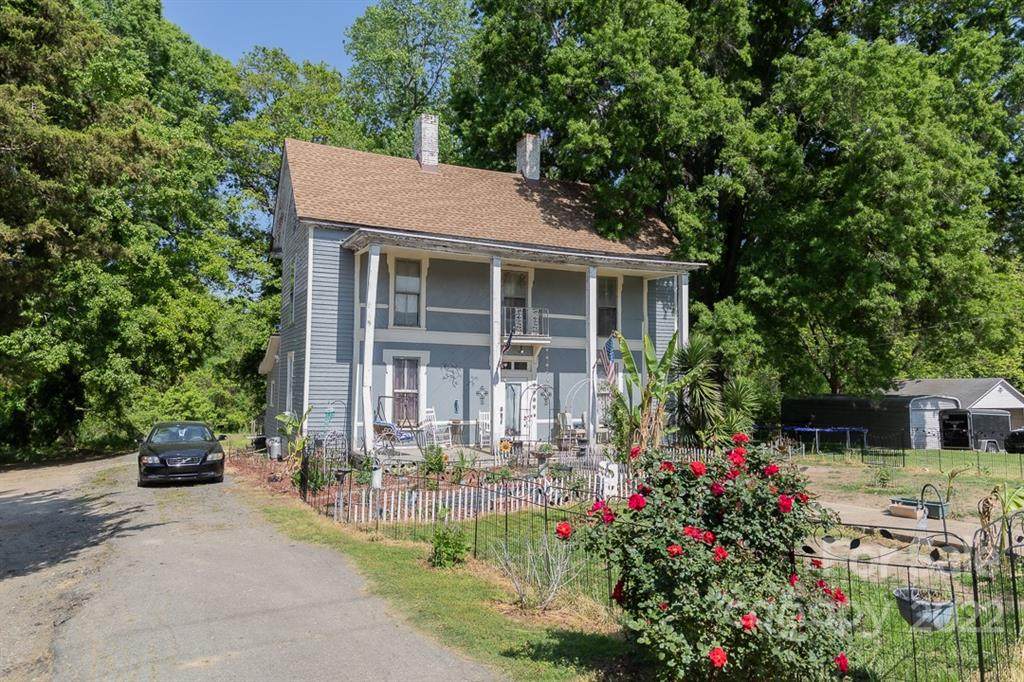 500 Mountain Street - Photo 1