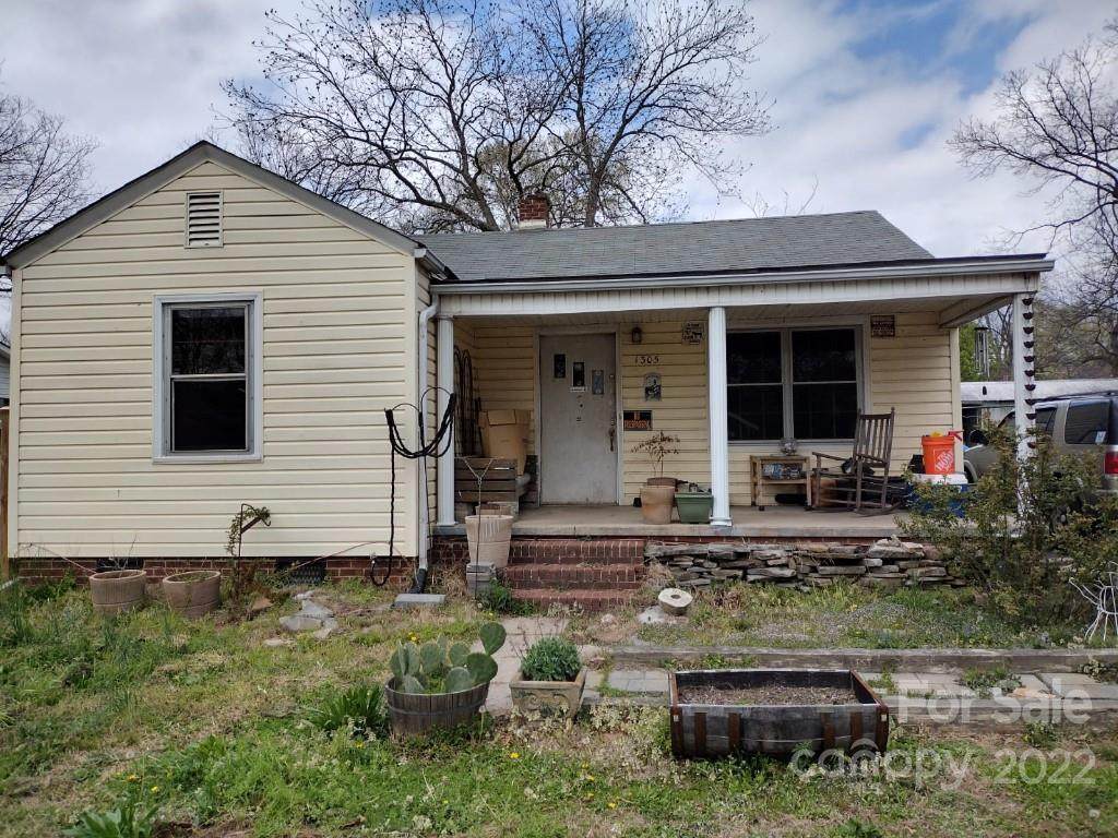 1305 Price Avenue - Photo 1
