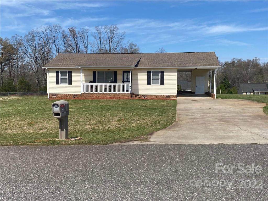 404 Walkers Ridge Road - Photo 1
