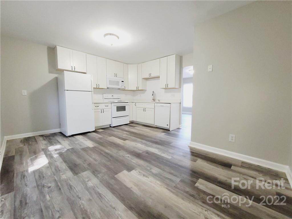 310 Catawba Avenue - Photo 1